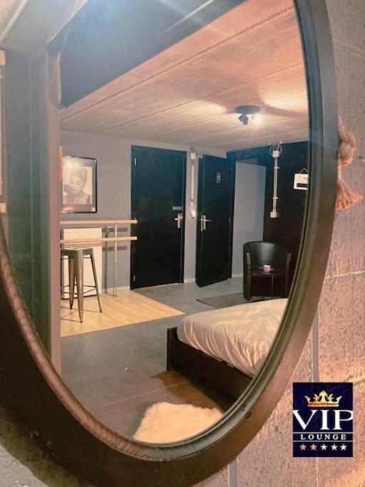 Vip Lounge Appartement Avec Jacuzzi Et Jardin Andenne Екстериор снимка